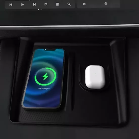 DURTUR TARIM -  2025+ MODEL Y JUNİPER İÇİN YENİ KABLOSUZ ŞARJ PEDİ KAYMAZ